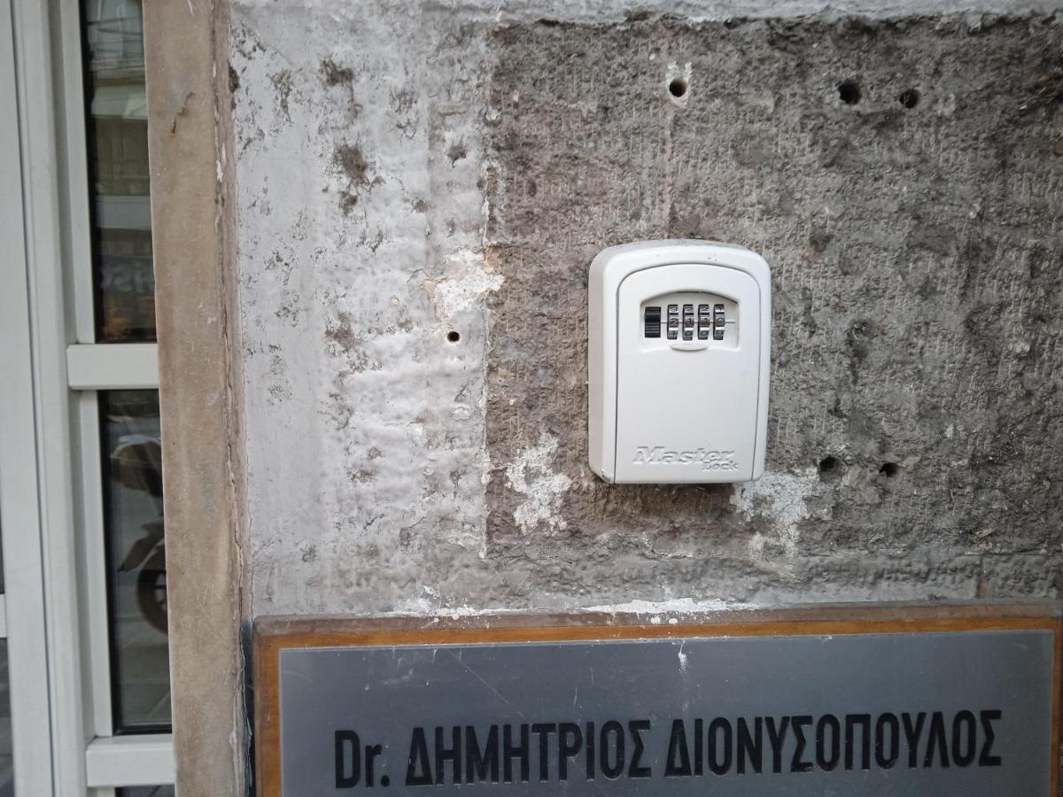 Kostas Appartment テッサロニキ エクステリア 写真